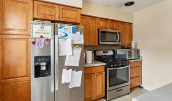 7521 VALLEY Ave, Philadelphia, PA 19128