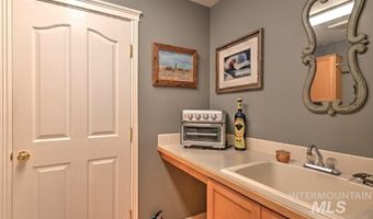 12453 W Meadow Wood Dr, Boise, ID 83713