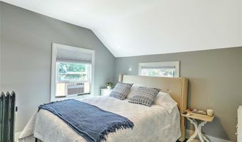 25 Ide Ave, East Providence, RI 02914