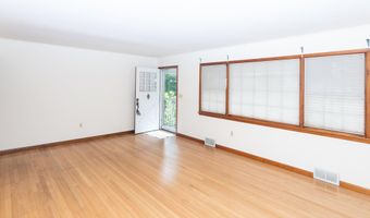 161 E Washington Ave, Atlantic Highlands, NJ 07716