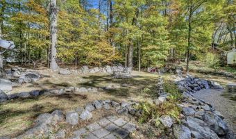 51 Lakeside Dr, Alloway, NJ 07422