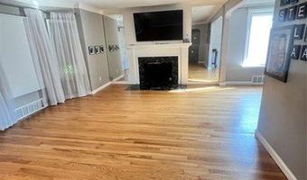 7208 Rosedale Blvd, Allen Park, MI 48101