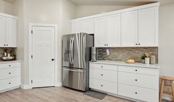 46 S Glen Canyon Dr, Cedar City, UT 84720