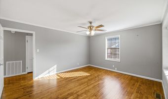 924 E Madison Ave, Athens, TN 37303