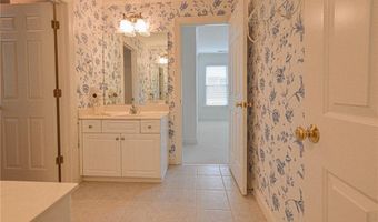 162 N Hiddenbrooke Dr, Advance, NC 27006