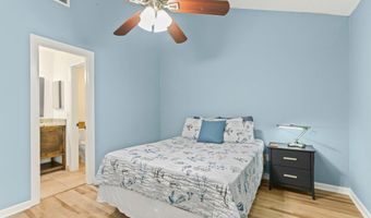 2133 SEMINOLE Rd 4, Atlantic Beach, FL 32233