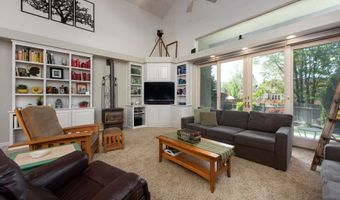 971 Fieldgate Way, Gardnerville, NV 89460