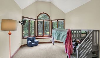 3592 W Smokey Row Rd, Bargersville, IN 46106