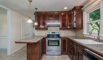 14 Bessbrook, Agawam, MA 01030