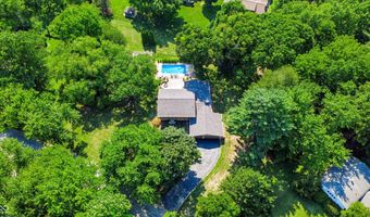 8852 Ridge Hill Dr, Indianapolis, IN 46217
