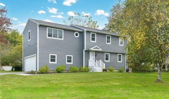 138 Oliphant Ln, Middletown, RI 02842