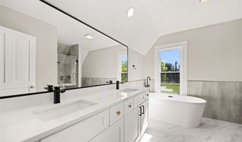 400 4th St SE, Altoona, IA 50009