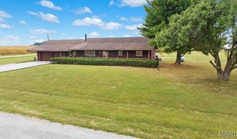 11938 Davis Rd, Alhambra, IL 62001