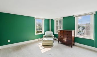 26 Grove St, Bath, ME 04530