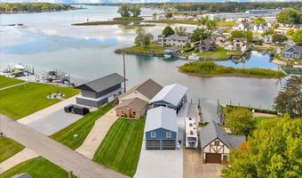 488 Lathrop, Algonac, MI 48001