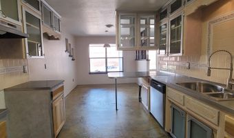 404 Sunbeam Ave, Alamogordo, NM 88310