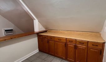 105 Summerfield Ave 3rd Fl., Bridgeport, CT 06610