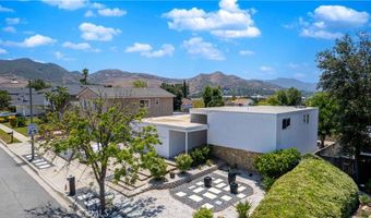 5629 Rainbow Crest Dr, Agoura Hills, CA 91301