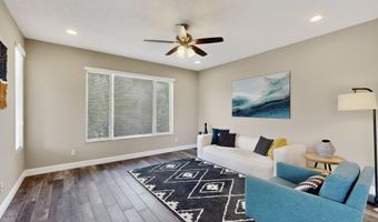6321 VISTA DEL BOSQUE Dr, Albuquerque, NM 87120