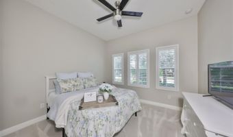 6429 SEASOUND Dr, Apollo Beach, FL 33572