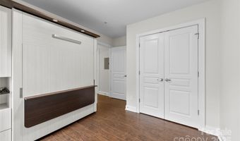 928 Garden District Dr, Charlotte, NC 28202
