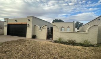 1810 Mountain Shadow Dr, Carlsbad, NM 88220