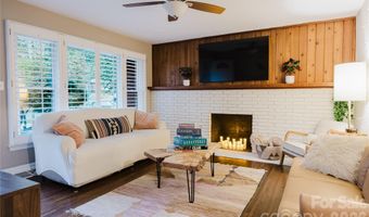 4920 Raymond Pl, Charlotte, NC 28205