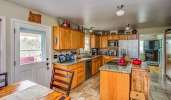 35364 SEARLS Ln, Astoria, OR 97103