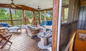 16 Pelican St, Alligator Point, FL 32346
