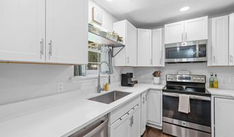 39 Burlington Cir, Beaufort, SC 29906