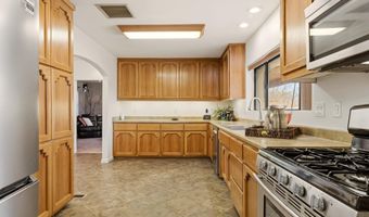 965 W Bosque Loop, Bosque Farms, NM 87068