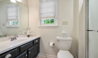 114 Golfview Dr, Adams Twp., PA 15044