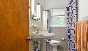 621 Bethesda Ave, Aberdeen, NC 28315