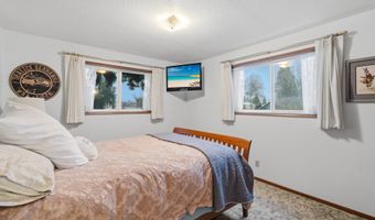 2555 NW SQUIRE Pl, Albany, OR 97321