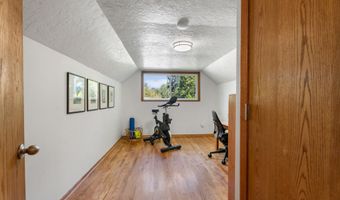 7225 SW JUNIPER Ter, Beaverton, OR 97008
