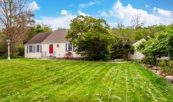 10 Cedar Wax Wing Rd, Allamuchy Twp., NJ 07840