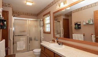 4053 Quail Ct, Ashtabula, OH 44004