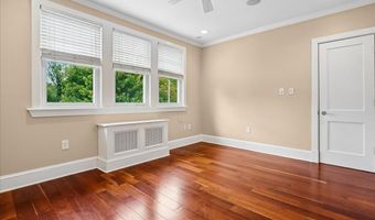 5202 13TH St NW, Washington, DC 20011