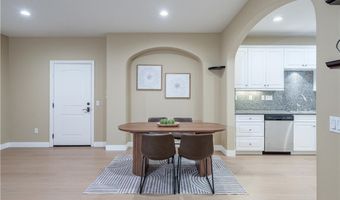 672 E Valencia 108, Anaheim, CA 92805
