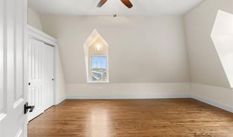 18 State St 5, Bristol, RI 02809