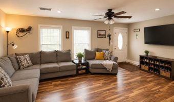 9390 NE 16TH Ter, Anthony, FL 32617