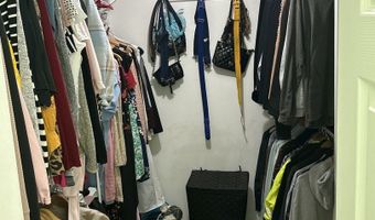 1730 Tanglewood Dr, Algonquin, IL 60102