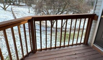 2 FALLEN TREE Ct C, Baltimore, MD 21227