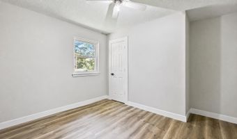 2832 Lakeside Dr, Benton, AR 72019