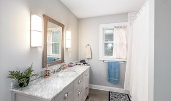 127 Putnam Park Rd, Bethel, CT 06801