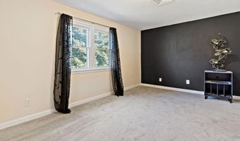 47 Morgan Ave 45, Johnston, RI 02919