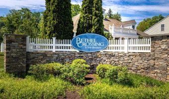 33 S Crossing Way, Bethel, CT 06801