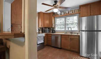 1400 Briar Creek Rd, Charlotte, NC 28205