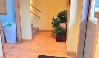 2328 N Hillcrest Pkwy, Altoona, WI 54720