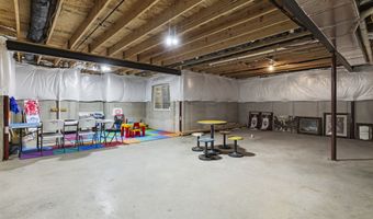 5818 Oakmont Blvd, Bargersville, IN 46106